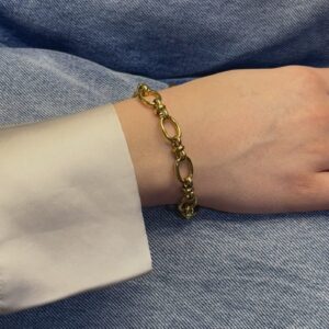 GOLD CHAIN BRACELET