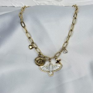ΚΟΛΙΕ ΜΕ CHARMS